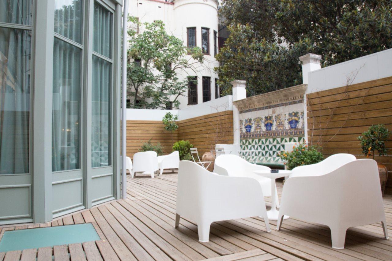 Casa Mathilda Bed & Breakfast Barcelona Exterior photo