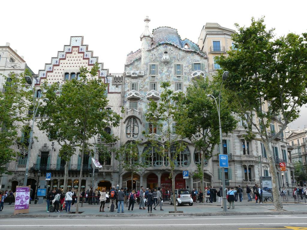 Casa Mathilda Bed & Breakfast Barcelona Exterior photo