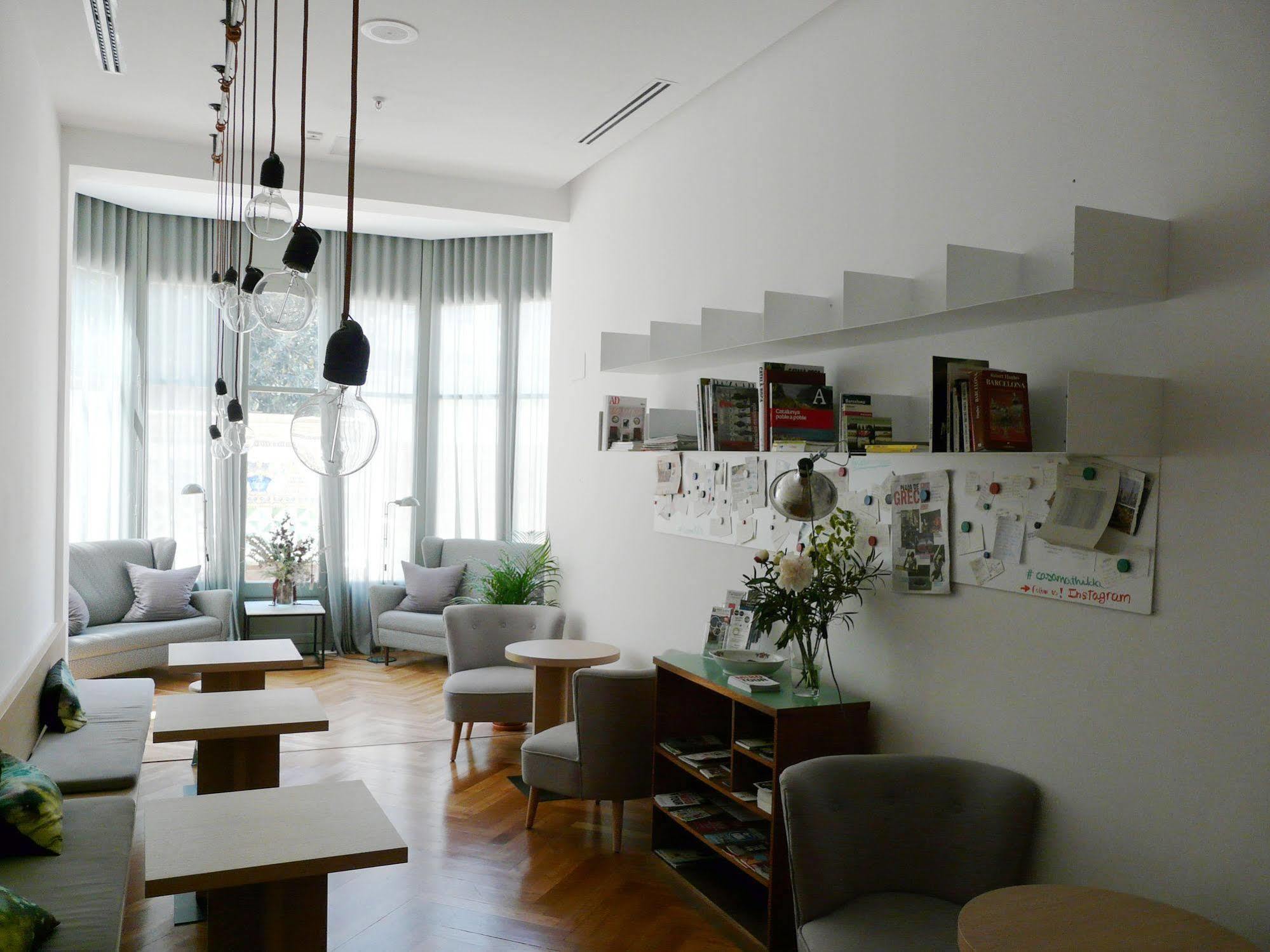 Casa Mathilda Bed & Breakfast Barcelona Exterior photo